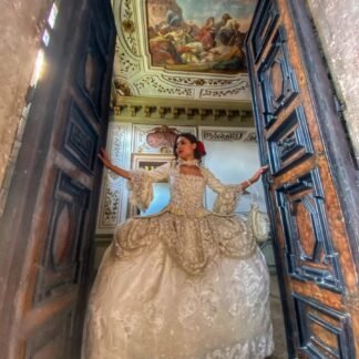 1700’S COSTUME SERENA