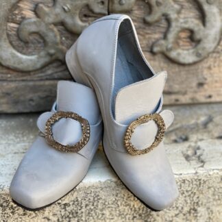 1700’S SHOES GREY
