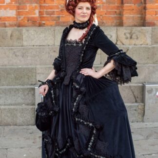1700’s COSTUME NICOLETTA