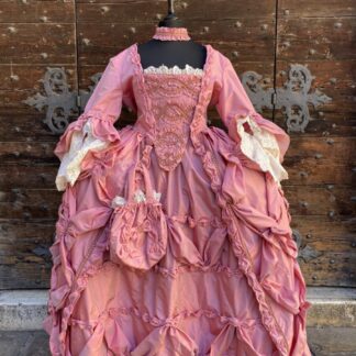 1700’S COSTUME LUCILLA